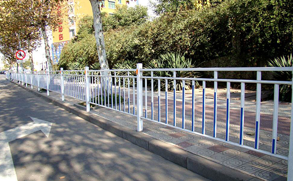 道路護(hù)欄