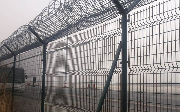 機(jī)場(chǎng)護(hù)欄網(wǎng)