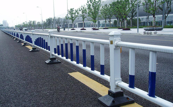 道路護(hù)欄